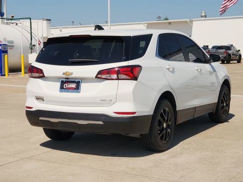 Used 2024 Chevrolet Equinox LT w/ LPO, Floor Liner Package AWD/4WD image 5