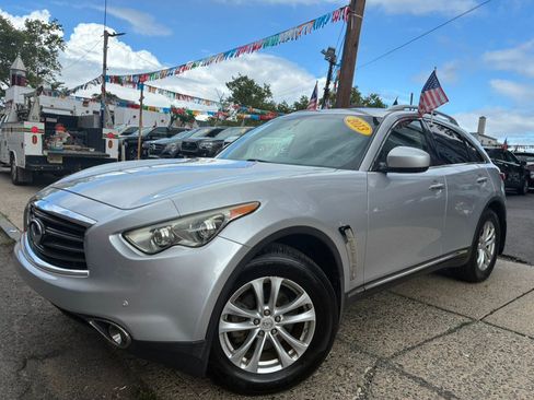 Used 2013 INFINITI FX37 AWD w/ Premium Pkg image 1