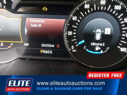 Used 2016 Ford Explorer Platinum image 29