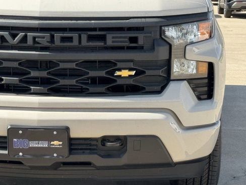 New 2026 Chevrolet Silverado 1500 Custom RWD image 9