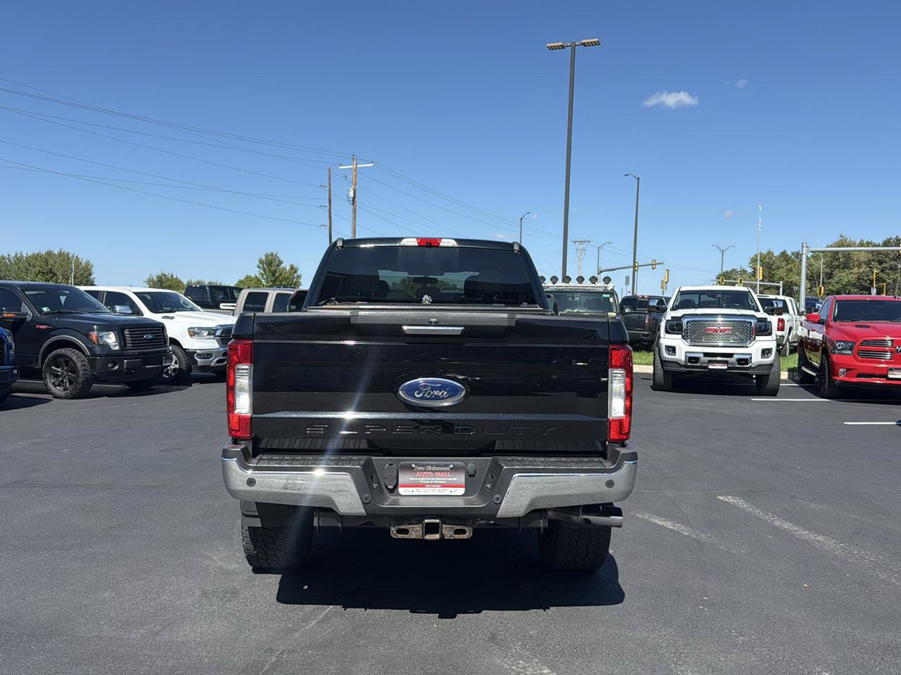 Used 2017 Ford F250 XLT w/ XLT Premium Package AWD/4WD image 4
