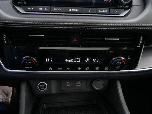 Certified 2023 Nissan Rogue SV w/ SV Premium Package image 21