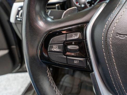 Used 2019 BMW 530i xDrive w/ Convenience Package image 25