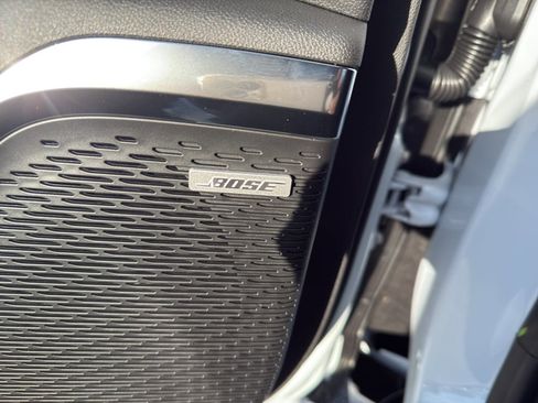 New 2026 Chevrolet Traverse High Country image 17