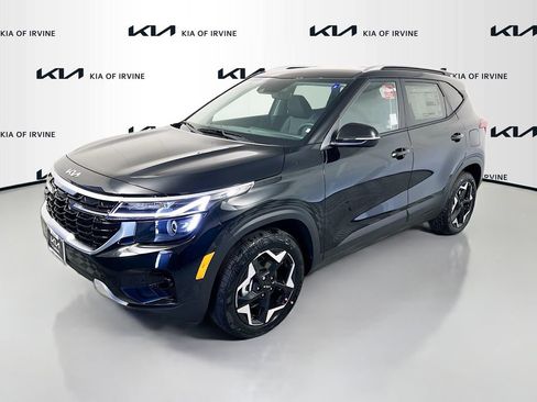 New 2026 Kia Seltos S FWD image 3