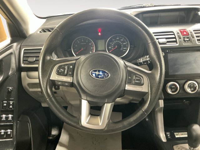 Used 2017 Subaru Forester 2.5i Premium w/ Popular Package #2A AWD/4WD image 12