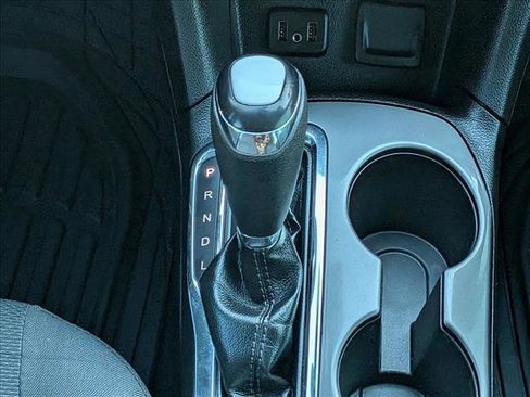 Used 2019 Chevrolet Cruze LS FWD image 11