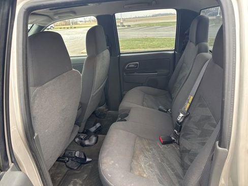 Used 2005 Chevrolet Colorado LS image 19