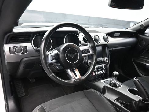 Used 2018 Ford Mustang Coupe w/ Equipment Group 101A RWD image 14