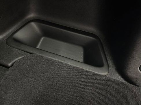 Used 2021 Jeep Grand Cherokee L Laredo image 24