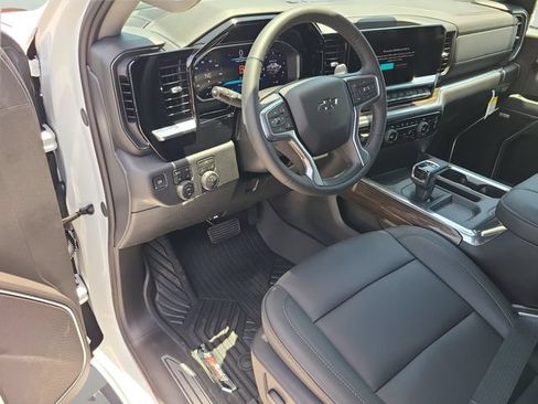 New 2026 Chevrolet Silverado 1500 RST AWD/4WD image 18