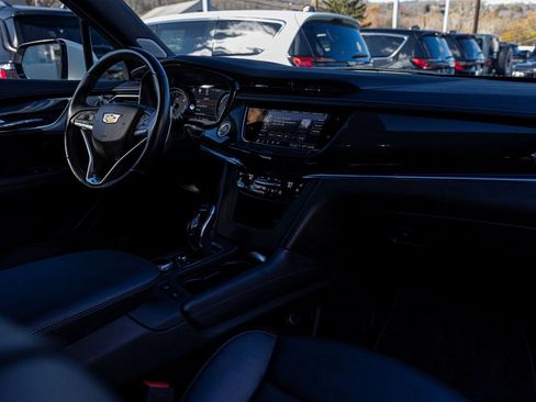 Used 2023 Cadillac XT6 Sport image 34