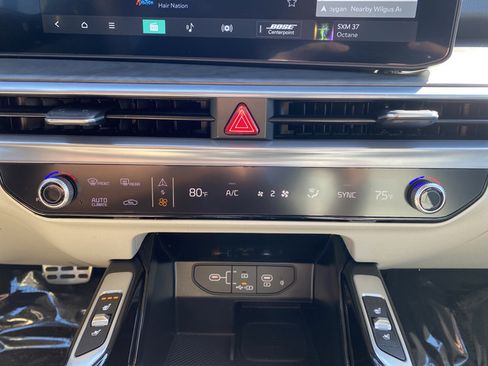 New 2026 Kia Sorento SX AWD/4WD image 22