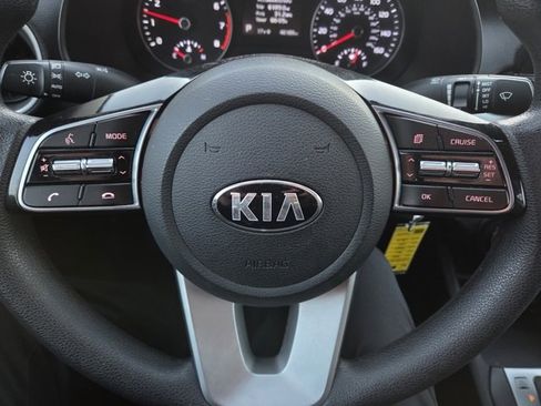 Used 2020 Kia Forte LXS image 13