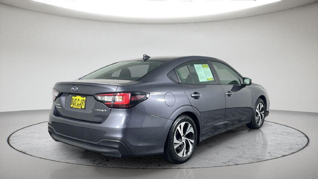 Used 2025 Subaru Legacy Premium AWD/4WD image 4