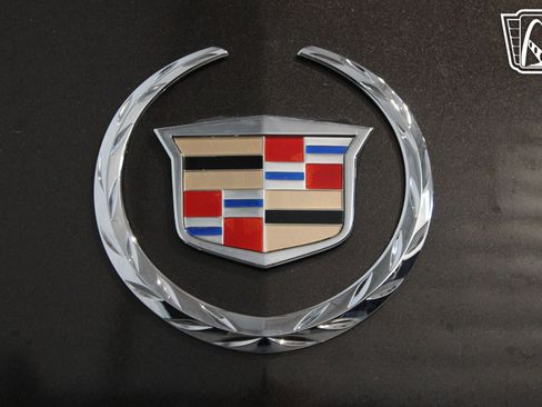 Used 2008 Cadillac DTS Performance w/ Platinum Edition image 35