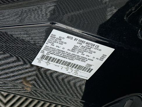 Used 2021 Ford Edge Titanium image 12