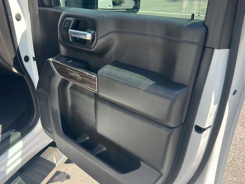 Used 2022 Chevrolet Silverado 2500 LT w/ Fleet Comfort Package AWD/4WD image 14