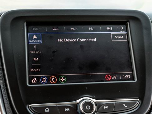 Used 2022 Chevrolet Equinox LS image 30