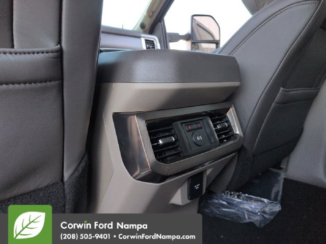 New 2026 Ford F250 Platinum w/ Platinum Plus Package AWD/4WD image 26