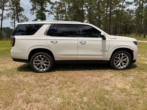 Used 2021 Chevrolet Tahoe High Country w/ Premium Package RWD image 6