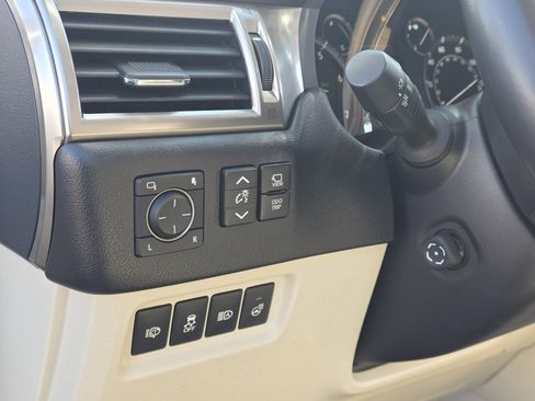Certified 2022 Lexus GX 460 Luxury image 19