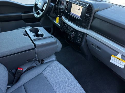 New 2026 Ford F250 XLT w/ F-250 >10K GVWR Package image 14