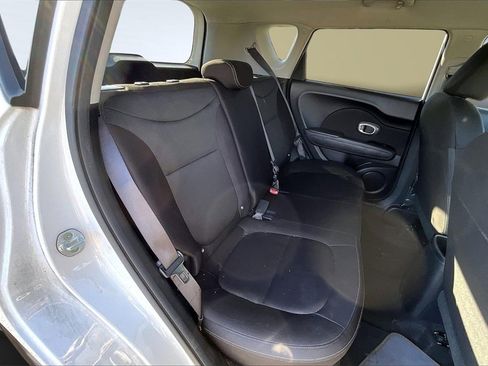 Used 2016 Kia Soul image 25