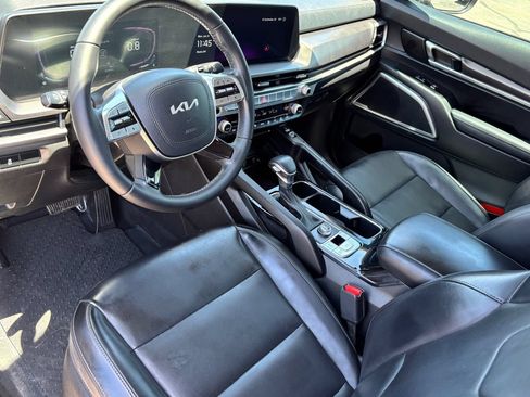 Used 2024 Kia Telluride S w/ S Sunroof Package FWD image 16