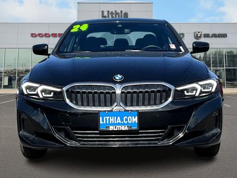 Used 2024 BMW 330i xDrive Sedan w/ Convenience Package image 5