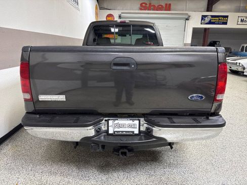 Used 2005 Ford F350 XLT image 46