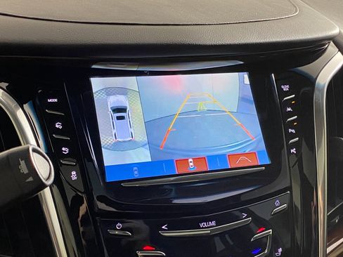 Used 2019 Cadillac Escalade Premium Luxury image 27