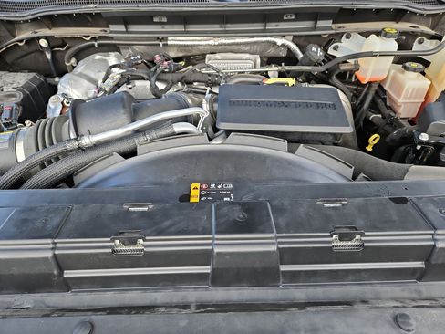 Used 2022 Chevrolet Silverado 3500 High Country w/ Safety Package II image 33