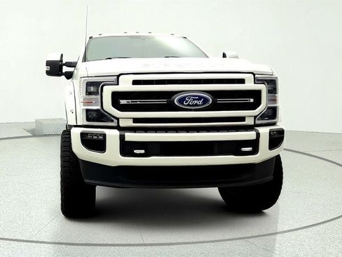 Used 2022 Ford F250 Lariat w/ Lariat Ultimate Package AWD/4WD image 2