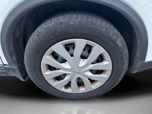 Used 2016 Nissan Rogue S w/ Appearance Package FWD image 25