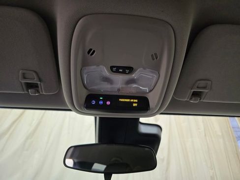 Used 2024 Buick Encore GX Preferred image 25