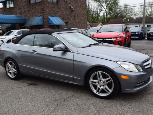Used 2011 Mercedes-Benz E 350 Cabriolet image 4