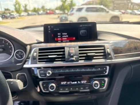 Used 2018 BMW 330e RWD image 14