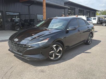 Used 2023 Hyundai Elantra SEL w/ Convenience Package