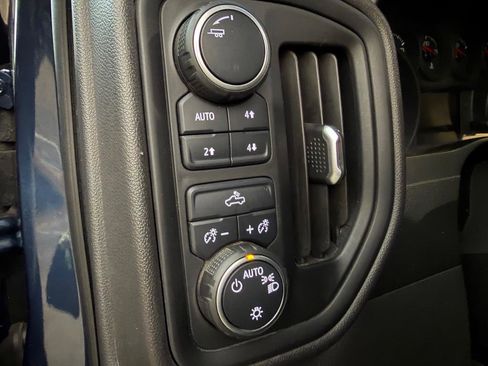 Used 2021 Chevrolet Silverado 1500 Custom Trail Boss image 14