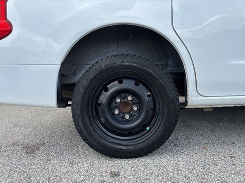 Used 2020 Nissan NV200 SV image 9