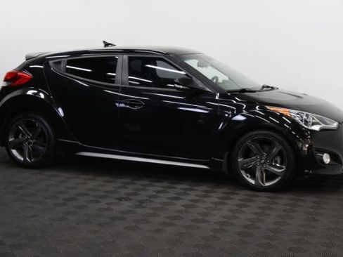 Used 2014 Hyundai Veloster Turbo FWD image 3