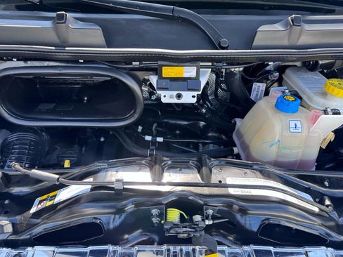 Used 2023 RAM ProMaster 2500 image 34