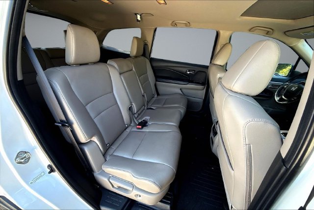 Used 2016 Honda Pilot EX-L image 27