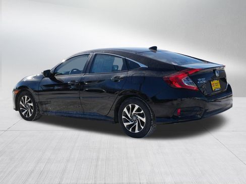 Used 2018 Honda Civic EX image 4