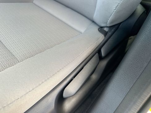 Used 2025 Toyota Prius Limited image 12