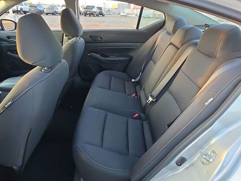 Used 2023 Nissan Altima 2.5 SV image 21