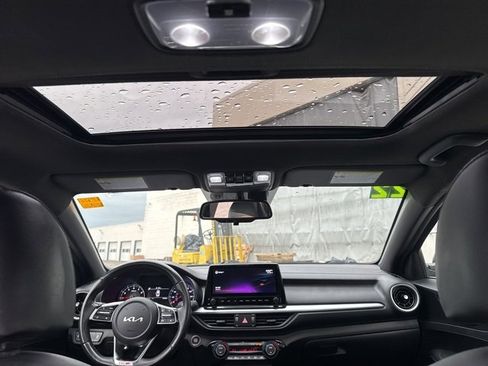 Certified 2022 Kia Forte GT-Line w/ GT-Line Premium Package image 23