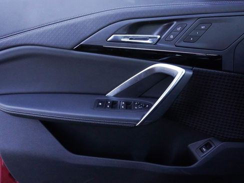 Certified 2025 BMW X2 xDrive28i image 28