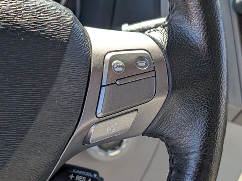 Used 2010 Toyota Venza AWD image 25